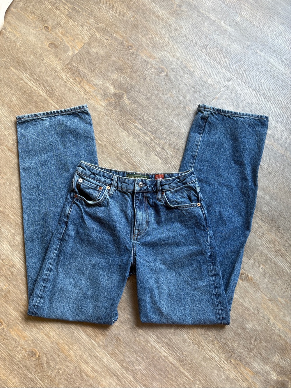 Title: Superdry Organic Cotton High-Waisted Straight Leg Jeans | Vintage Wash